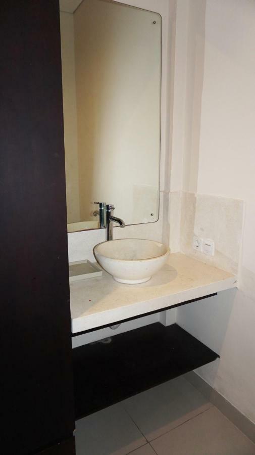 Aparthotel Krisna Seminyak Esterno foto